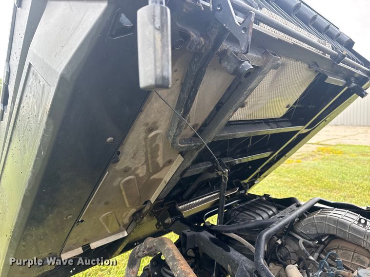 image for item DO7698 2019 Polaris PRO XD 4000D utility vehicle