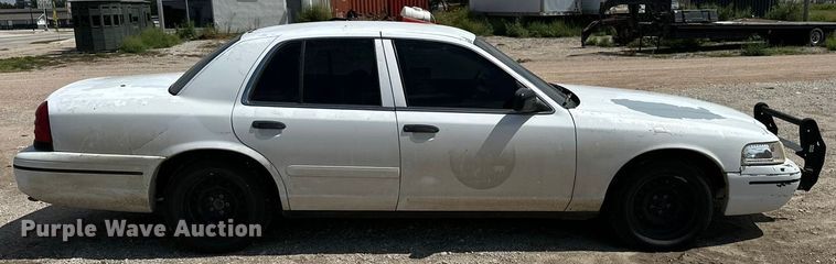 image for item DP8846 2000 Ford Crown Victoria Police Interceptor 