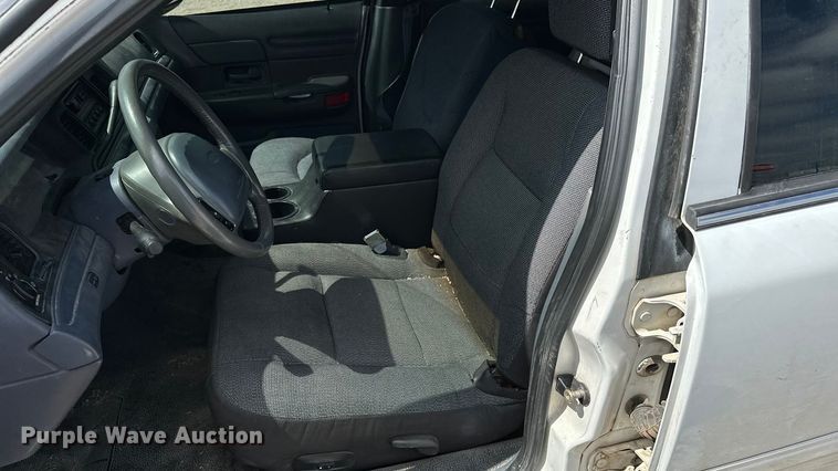 image for item DP8846 2000 Ford Crown Victoria Police Interceptor 