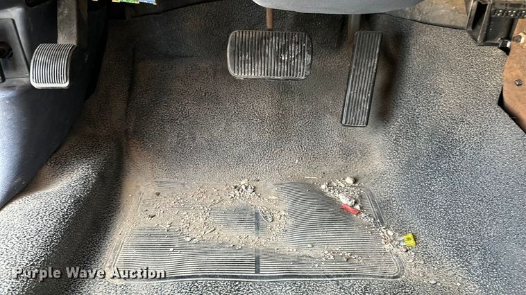 image for item DP8846 2000 Ford Crown Victoria Police Interceptor 