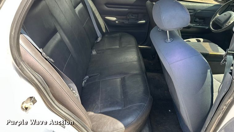 image for item DP8846 2000 Ford Crown Victoria Police Interceptor 