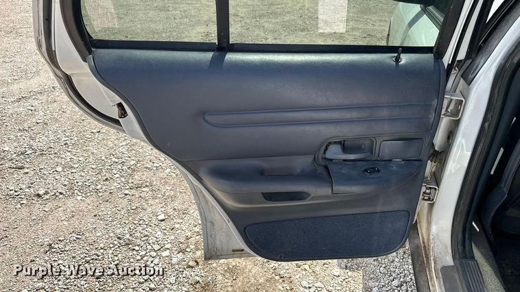 image for item DP8846 2000 Ford Crown Victoria Police Interceptor 