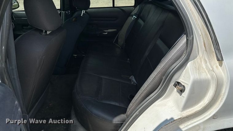 image for item DP8846 2000 Ford Crown Victoria Police Interceptor 