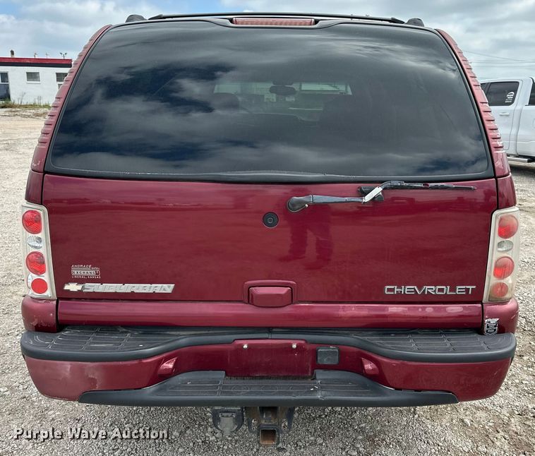 image for item DP8847 2004 Chevrolet Suburban 1500 SUV