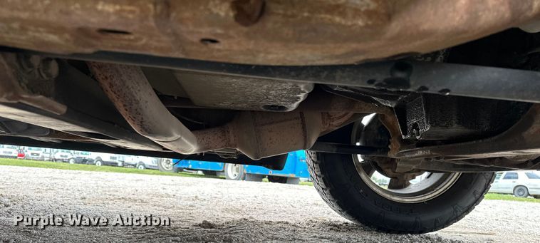 image for item DP8847 2004 Chevrolet Suburban 1500 SUV