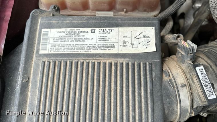 image for item DP8847 2004 Chevrolet Suburban 1500 SUV