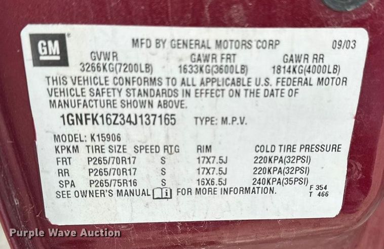 image for item DP8847 2004 Chevrolet Suburban 1500 SUV