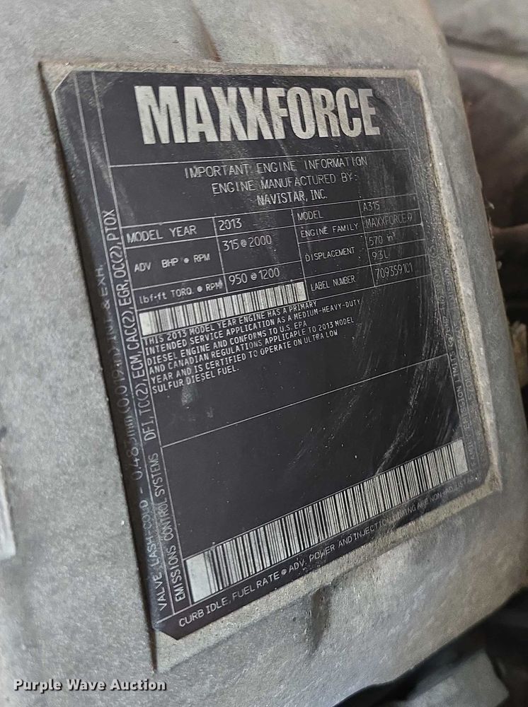 image for item DR3983 2014 International DuraStar 4400 truck cab and chassis