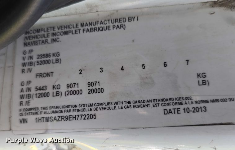 image for item DR3983 2014 International DuraStar 4400 truck cab and chassis