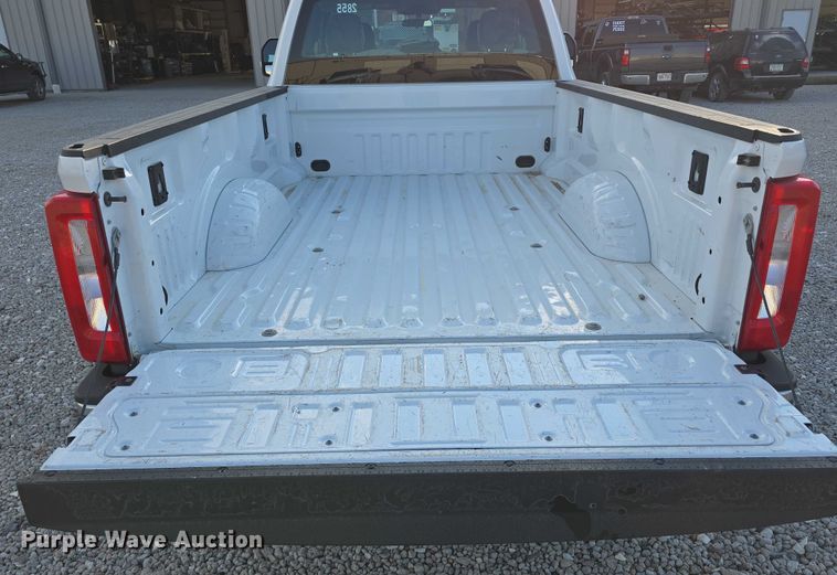 image for item DR3985 2023 Ford F250 XL SuperCab pickup truck