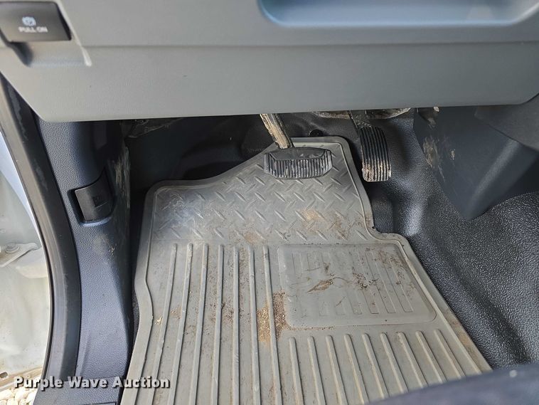 image for item DR3985 2023 Ford F250 XL SuperCab pickup truck