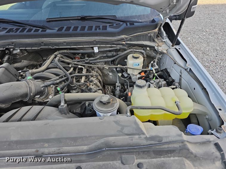 image for item DR3985 2023 Ford F250 XL SuperCab pickup truck