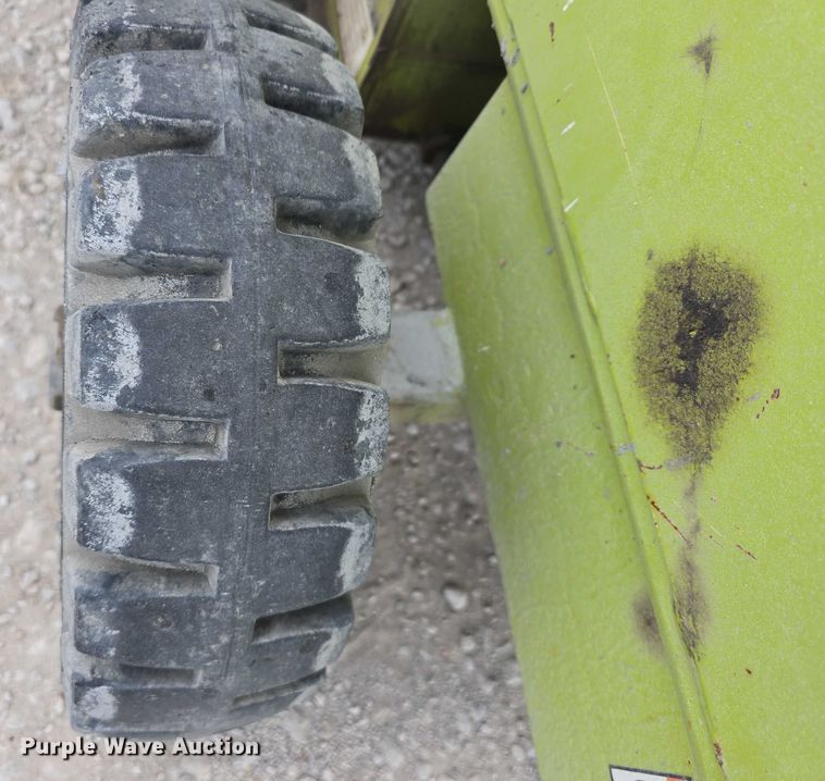 image for item DR3992 Clark CSL26N scissor lift