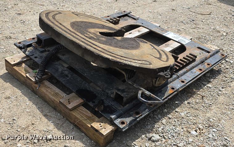 image for item DR3999 Fifth wheel plate