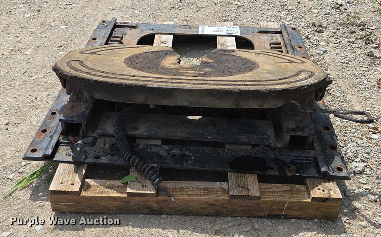 image for item DR3999 Fifth wheel plate