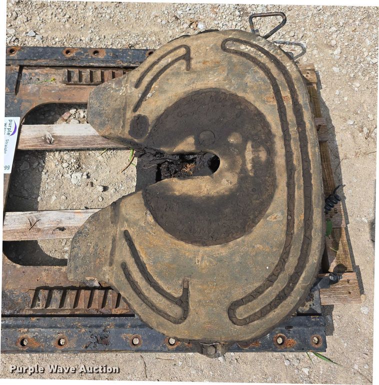 image for item DR3999 Fifth wheel plate