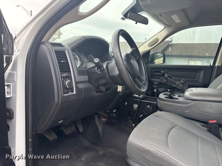 image for item DS3875 2013 Dodge Ram 2500 Crew Cab pickup truck