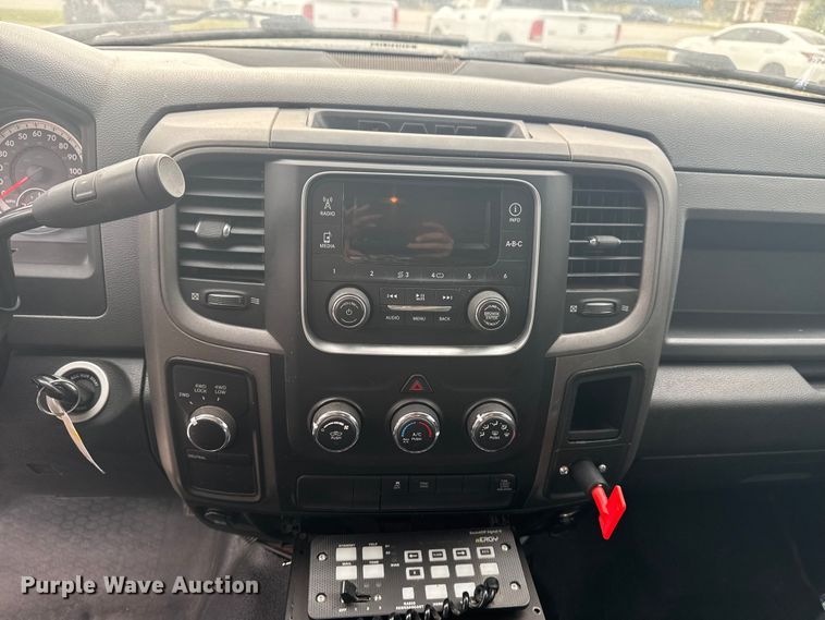 image for item DS3875 2013 Dodge Ram 2500 Crew Cab pickup truck