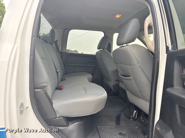 image for item DS3875 2013 Dodge Ram 2500 Crew Cab pickup truck