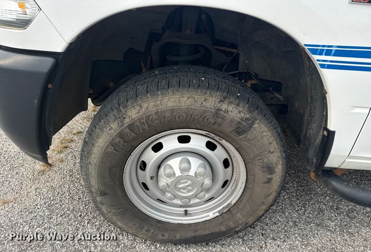 image for item DS3875 2013 Dodge Ram 2500 Crew Cab pickup truck