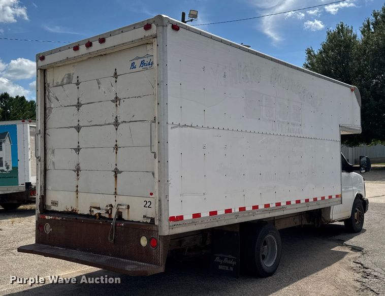 image for item DT0515 2009 Chevrolet Express delivery truck