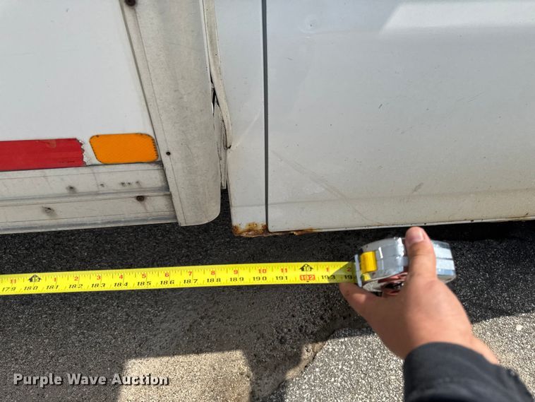 image for item DT0515 2009 Chevrolet Express delivery truck