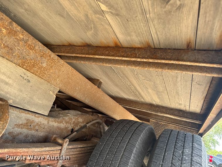 image for item DT0515 2009 Chevrolet Express delivery truck