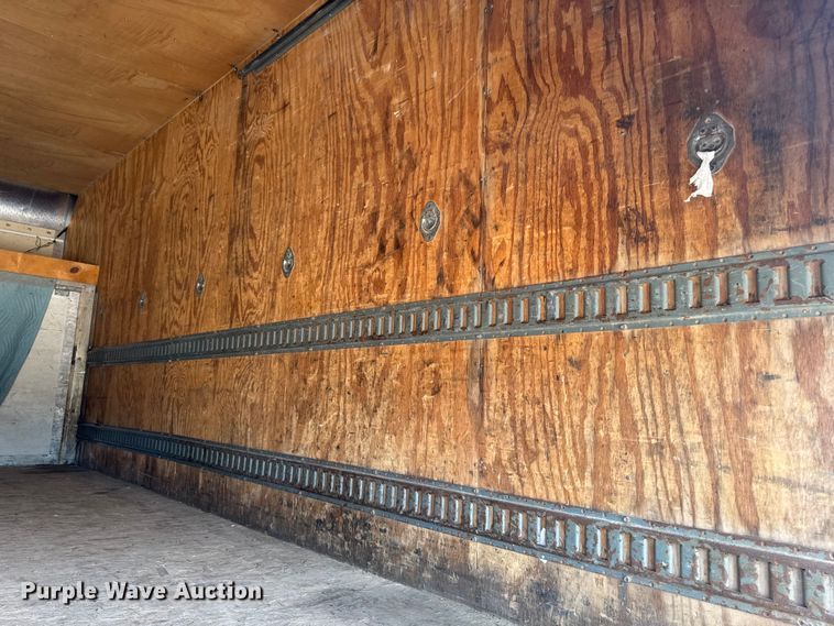 image for item DT0515 2009 Chevrolet Express delivery truck