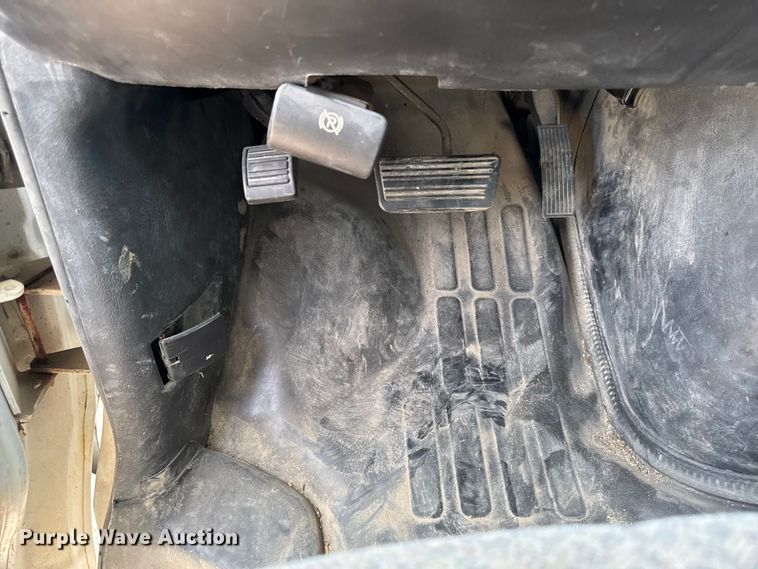 image for item DT0515 2009 Chevrolet Express delivery truck