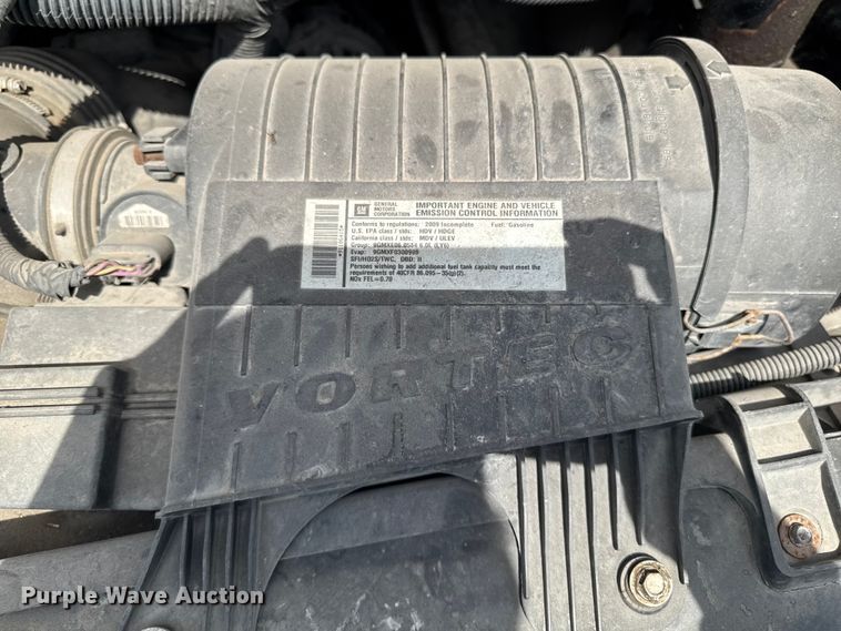 image for item DT0515 2009 Chevrolet Express delivery truck