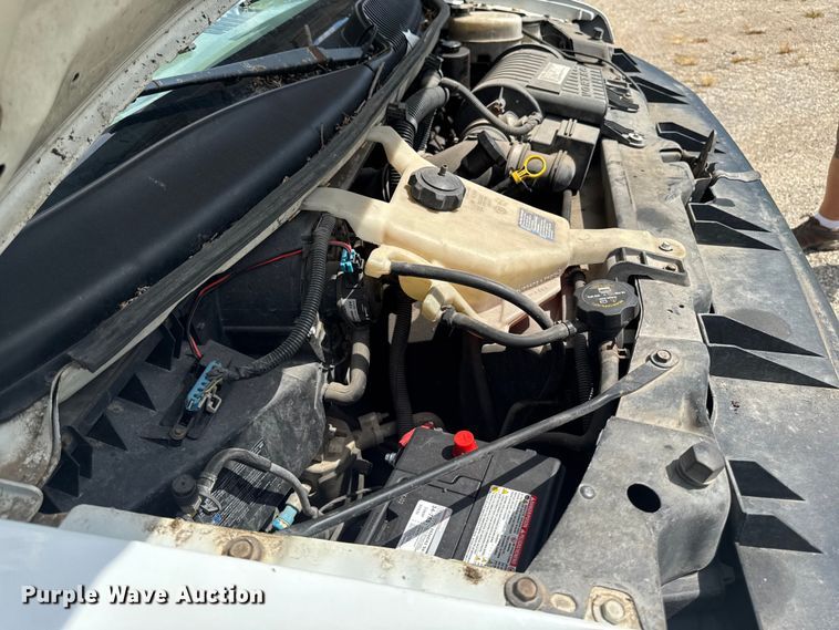 image for item DT0515 2009 Chevrolet Express delivery truck