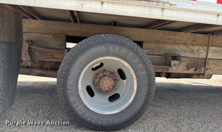 image for item DT0515 2009 Chevrolet Express delivery truck