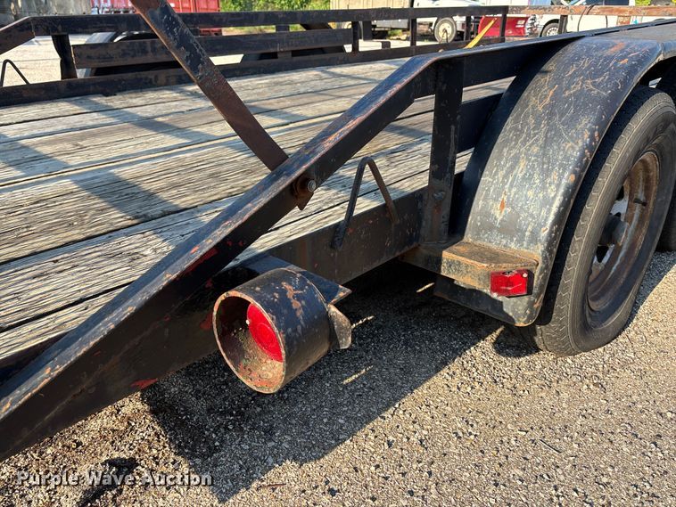 image for item DT3267 1986 TEXA utility trailer