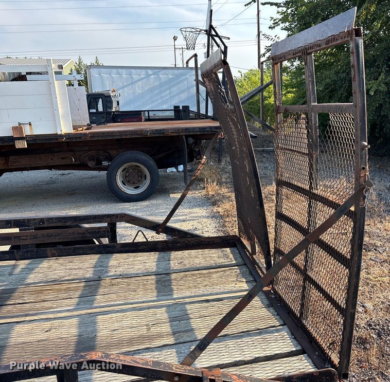 image for item DT3267 1986 TEXA utility trailer