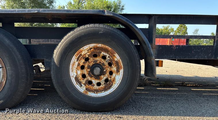 image for item DT3267 1986 TEXA utility trailer