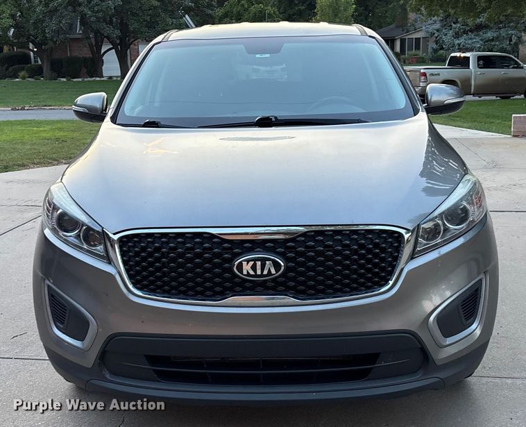 image for item DT3281 2018 Kia Sorento SUV