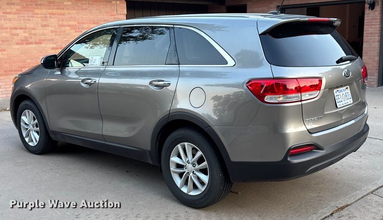 image for item DT3281 2018 Kia Sorento SUV