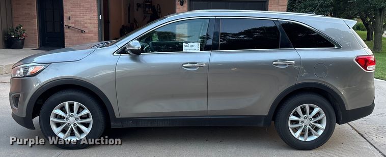 image for item DT3281 2018 Kia Sorento SUV