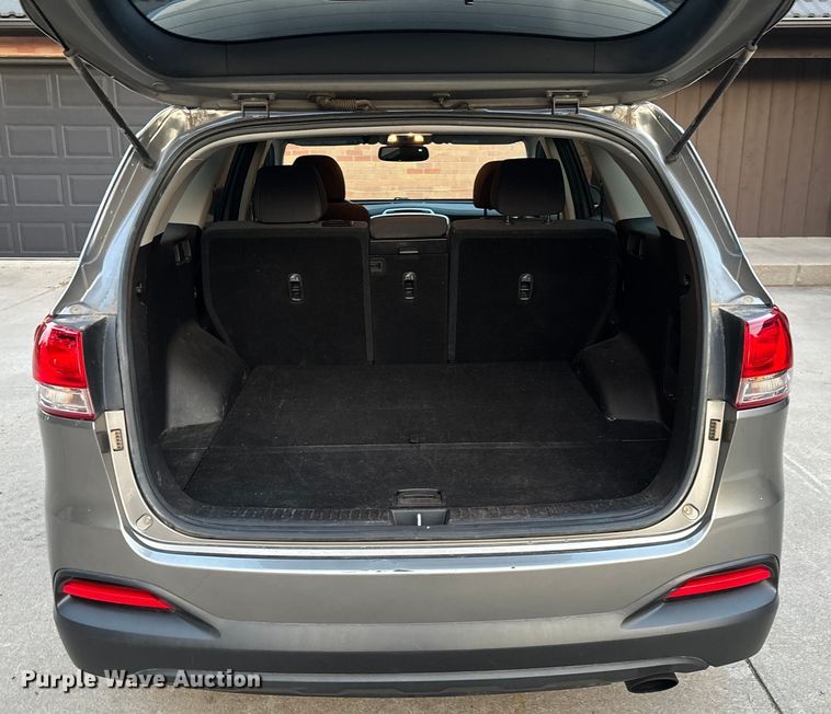 image for item DT3281 2018 Kia Sorento SUV