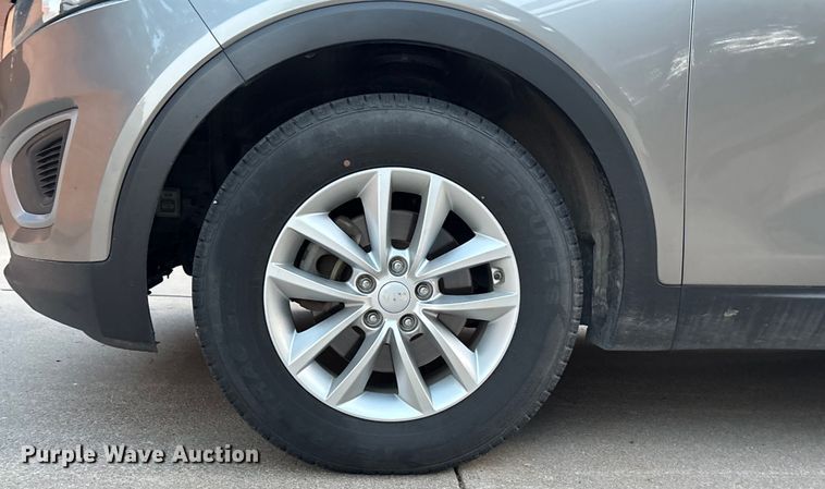 image for item DT3281 2018 Kia Sorento SUV