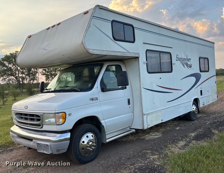 image for item DT3338 2002 Ford Econoline 450 RV