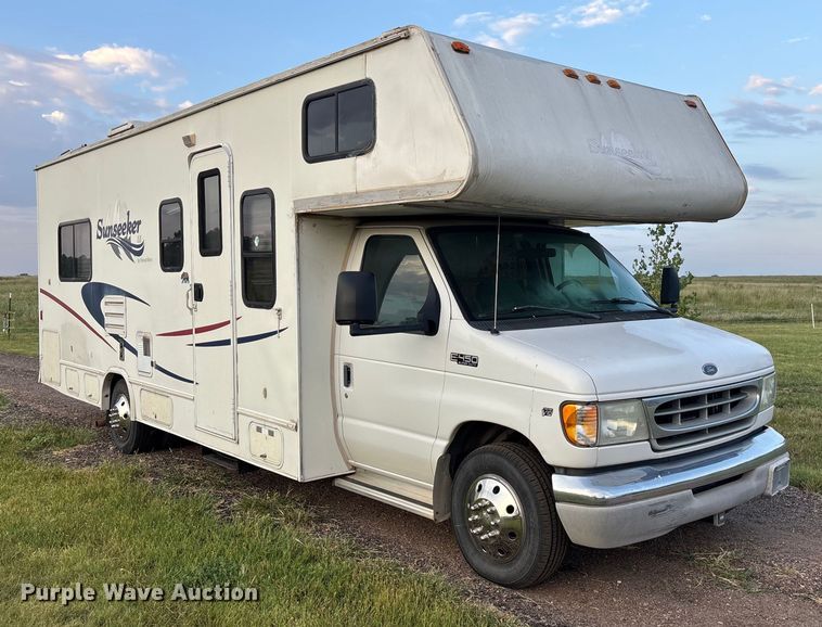 image for item DT3338 2002 Ford Econoline 450 RV