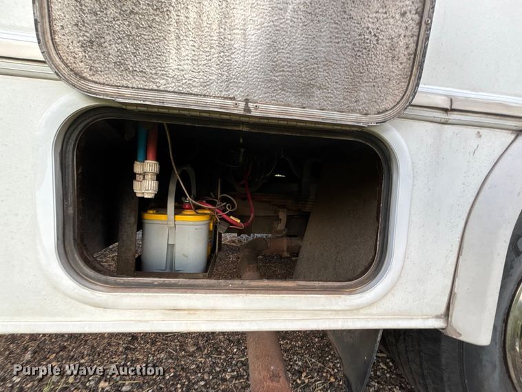 image for item DT3338 2002 Ford Econoline 450 RV