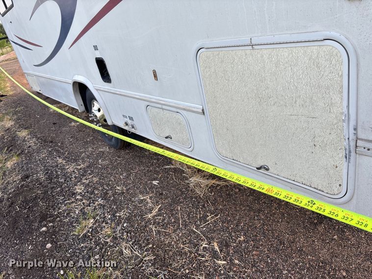 image for item DT3338 2002 Ford Econoline 450 RV