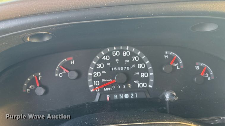 image for item DT3338 2002 Ford Econoline 450 RV