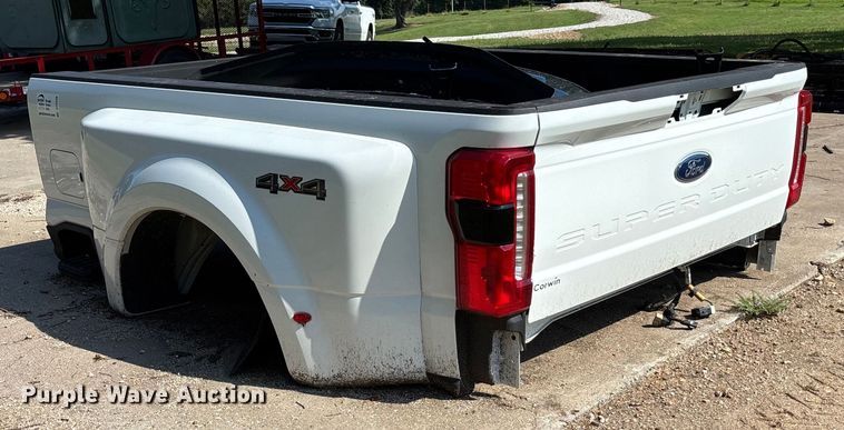 image for item DT3346 Ford F450 truck bed 