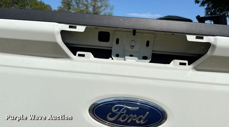 image for item DT3346 Ford F450 truck bed 