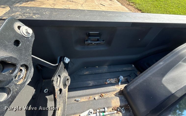 image for item DT3346 Ford F450 truck bed 