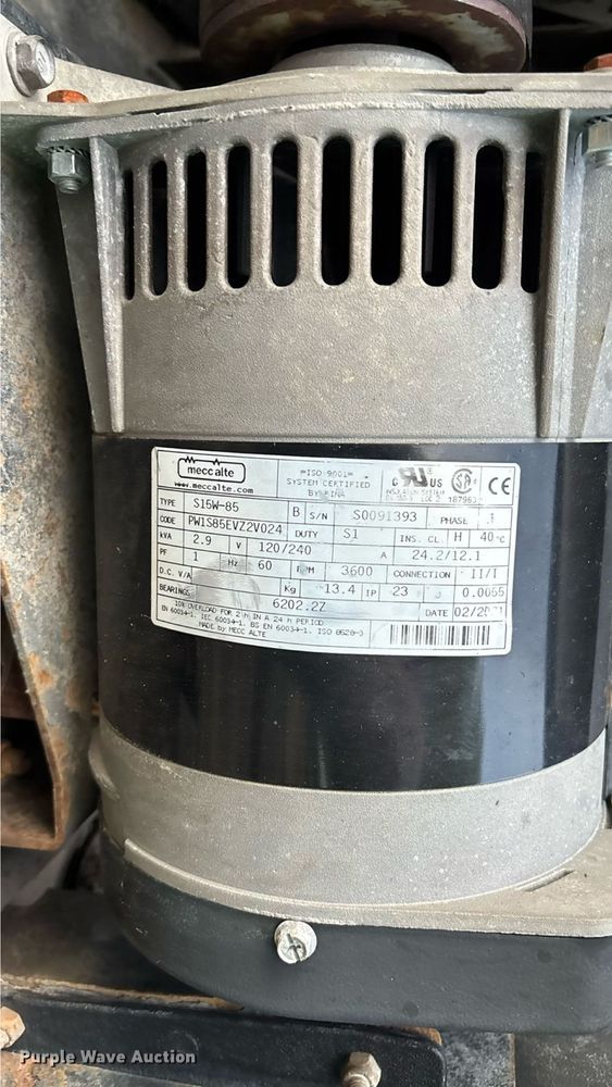 image for item DT3427 2008 PJ Trailer pressure washer trailer