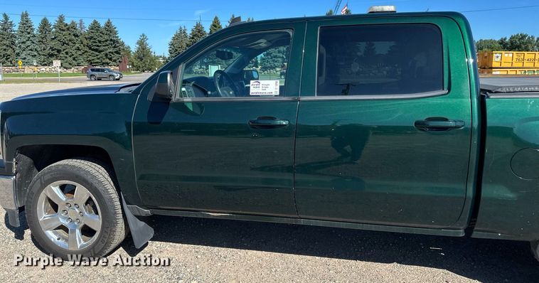 image for item DT6250 2015 Chevrolet Silverado 1500 Crew Cab pickup truck